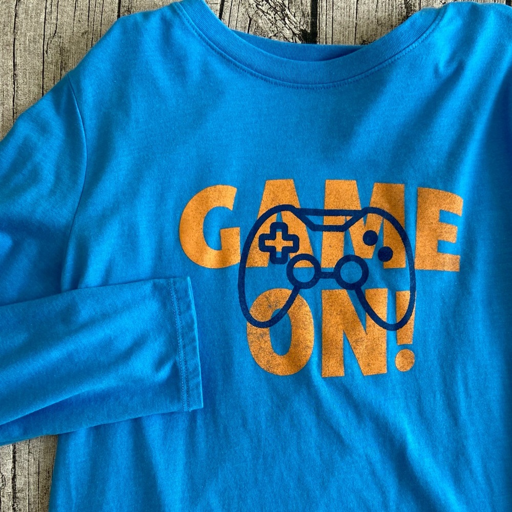 Cat & Jack boys gamer long sleeve tee. Size XL (14).